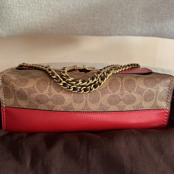 Coach bag/Limited  Edition Authentic Coach Leather Bag. - Picture 10 of 12